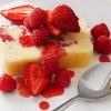 Semifreddo de miel con fresas y frambuesas
