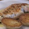 Pechuga de pollo a la parrilla con patatas fondant