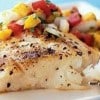 Filete de pescado con ensalada de mango