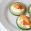Aperitivo de salmón ahumado y pepino