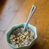Yogur griego con chocolate