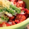Ensalada de fresa y con un toque cítrico