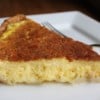 Pie de crema pastelera y canela