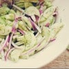 Ensalada dulce de pepino y cebolla roja