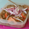 Ensalada de lentejas con cebolla y tomate