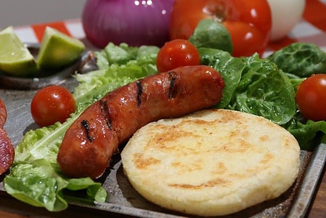 Receta de Arepas venezolanas fáciles y deliciosas